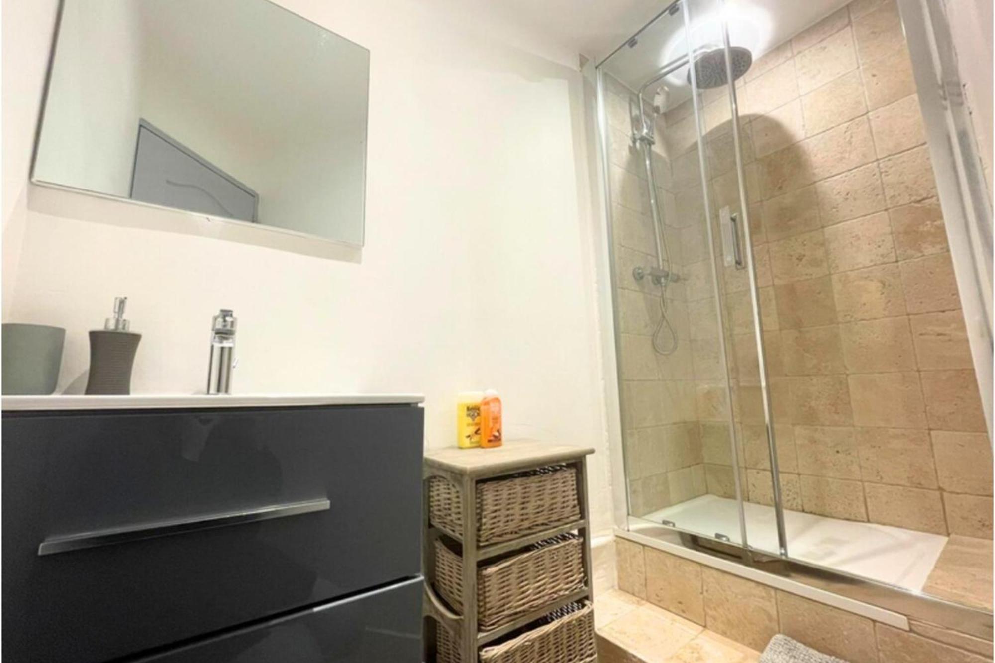 2 Bedrooms 2 Bathrooms 1 Min Palais & Beaches Cannes Exteriör bild